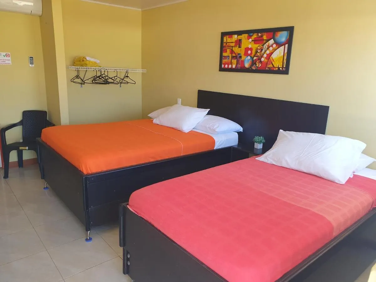 Victoria'S Gennie Bay Village Hostal San Andres  Guest house